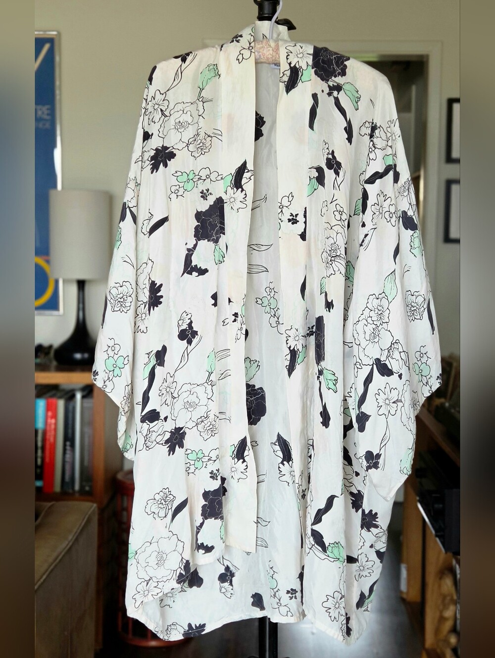Cocoon LA Floral Silk Kimono - White Black & Mint Floral Print